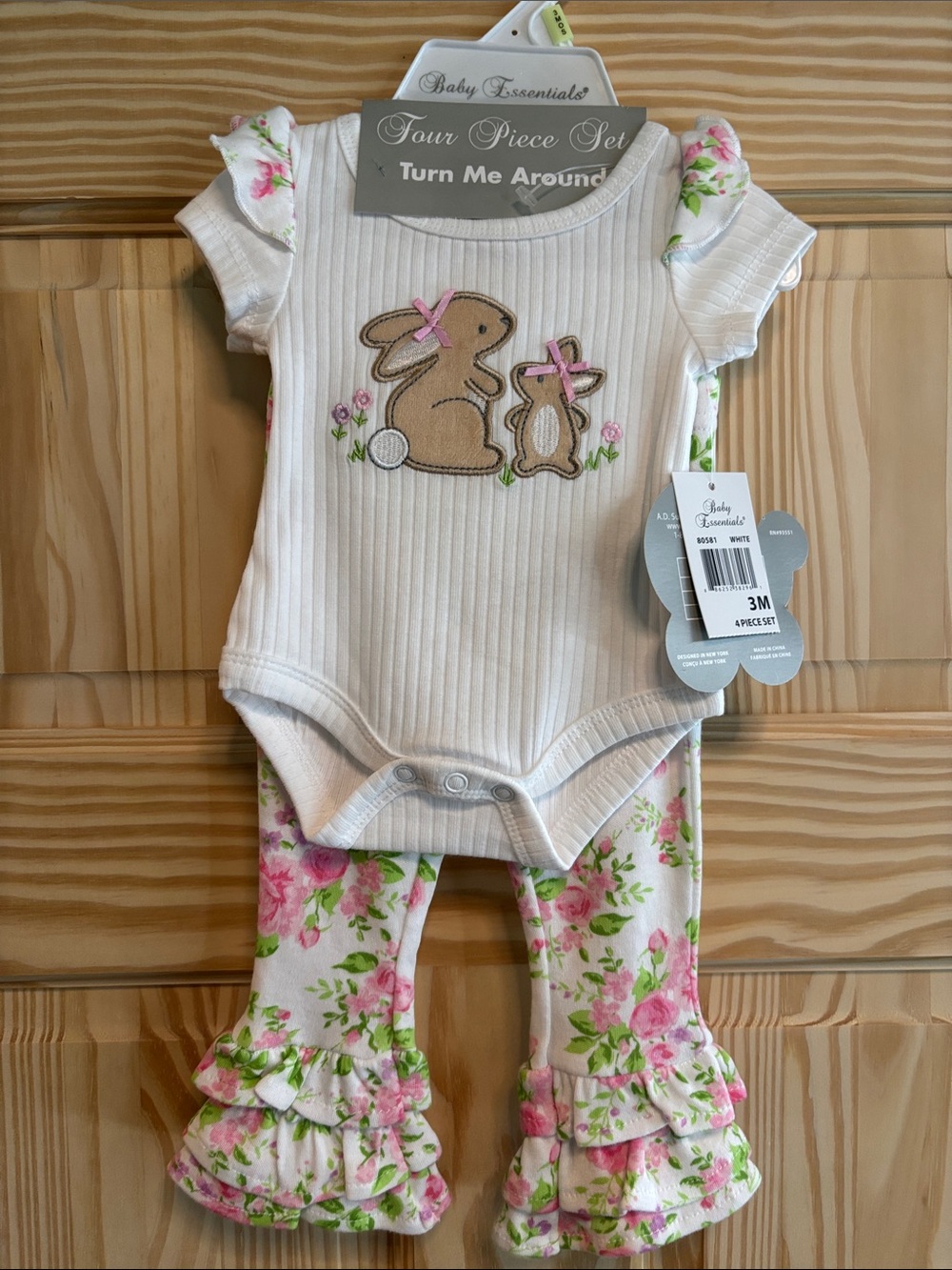 Baby Essentials 2-Piece Bunny Floral Set — White & Pink